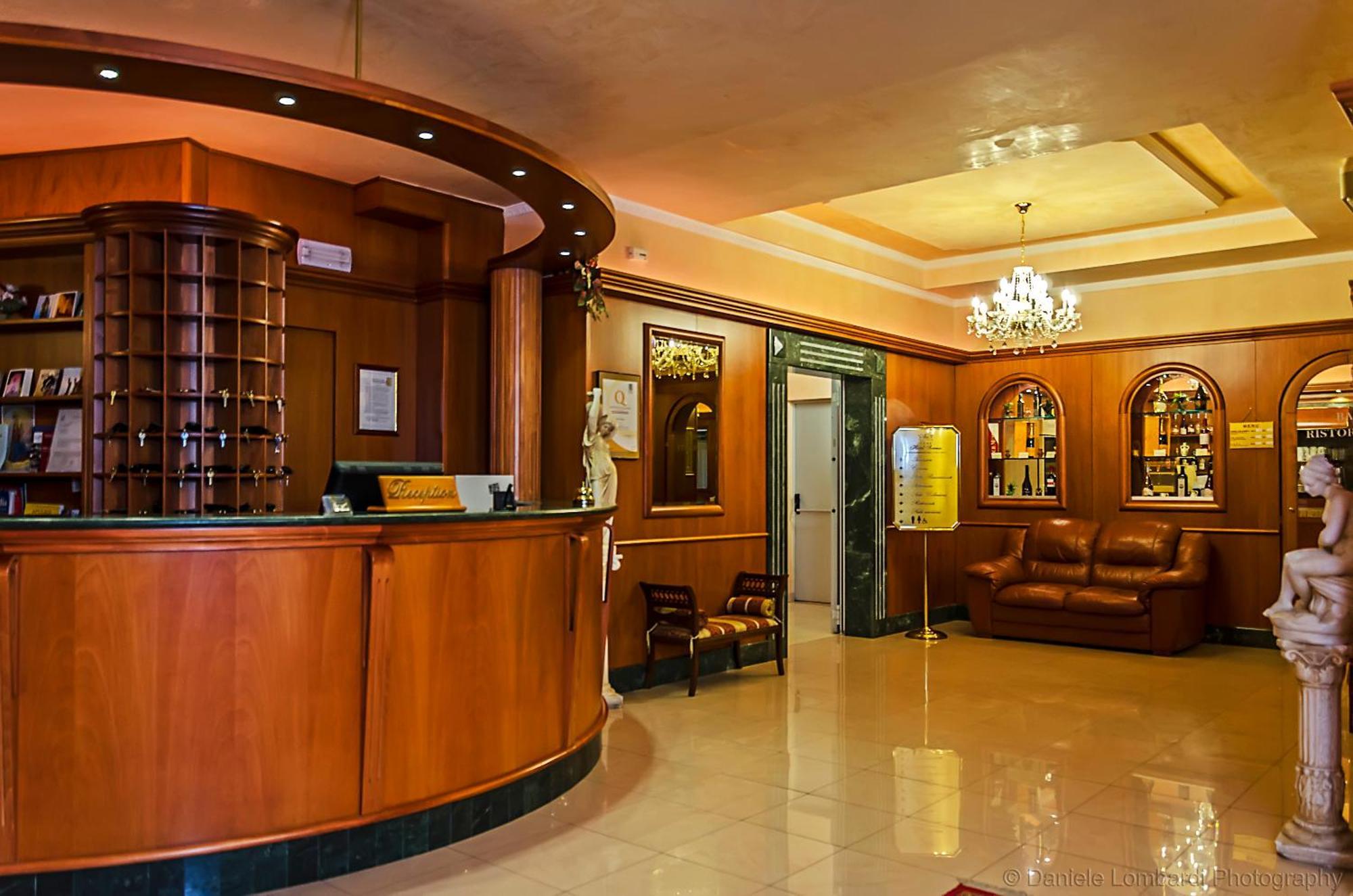 Hotel Sorriso Lucera Exteriör bild